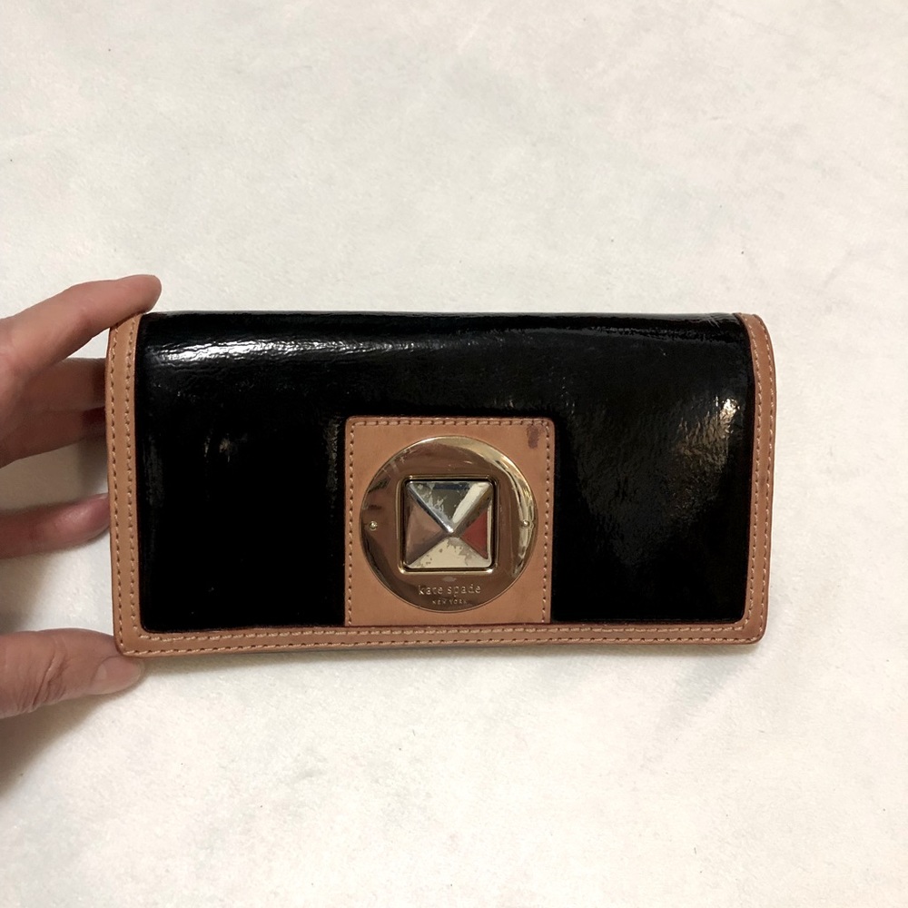 Kate Spade Wallet - Picture 2 of 10